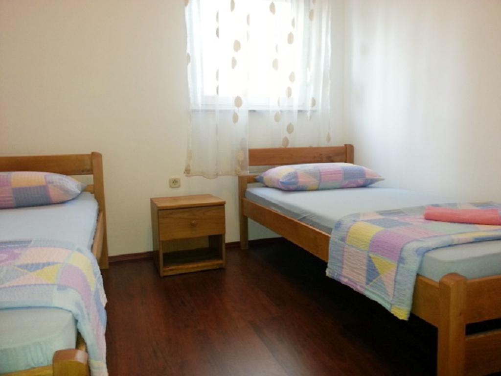 Apartments Mislav Novalja Room photo