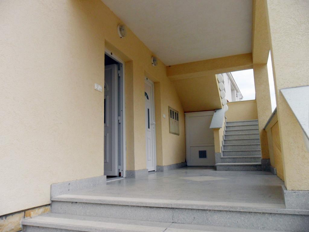 Apartments Mislav Novalja Room photo