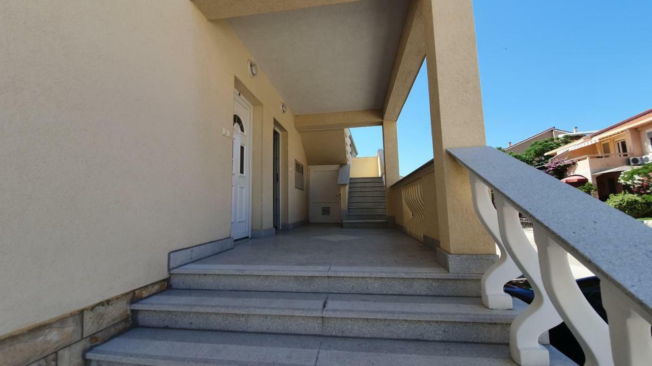 Apartments Mislav Novalja Exterior photo