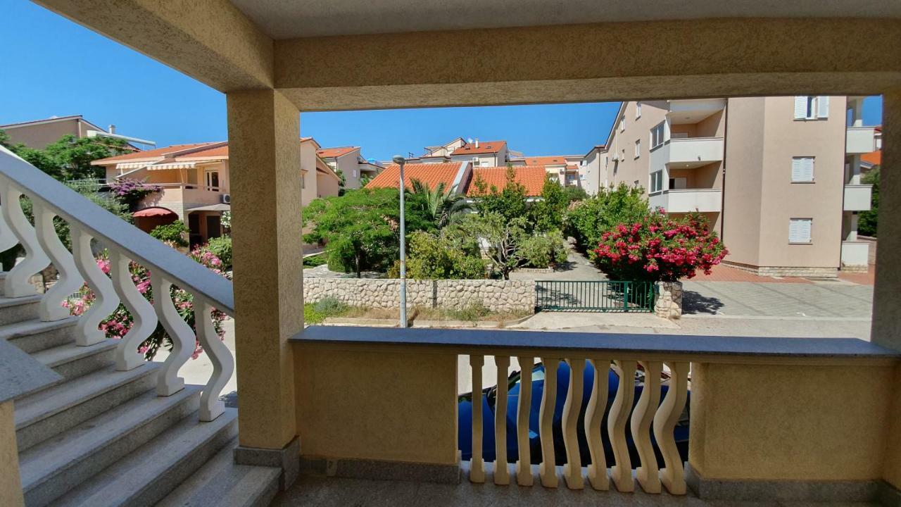 Apartments Mislav Novalja Exterior photo
